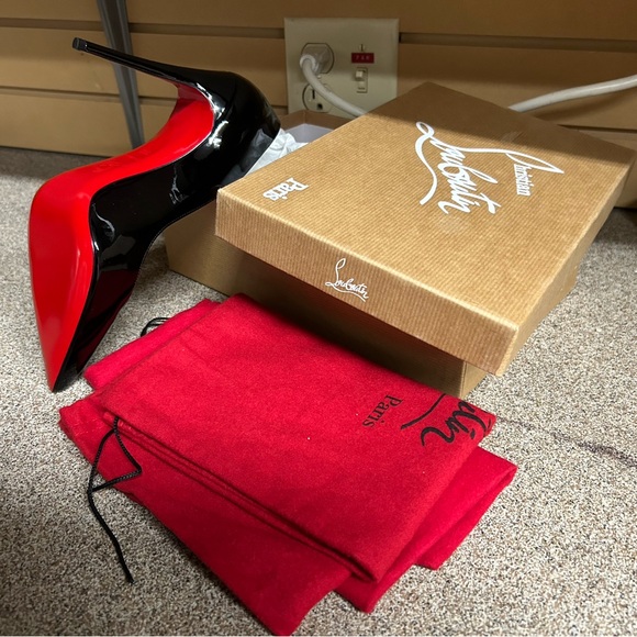 brand new with tag and box. Never bee worn black patent leather with red soles - Picture 4 of 4